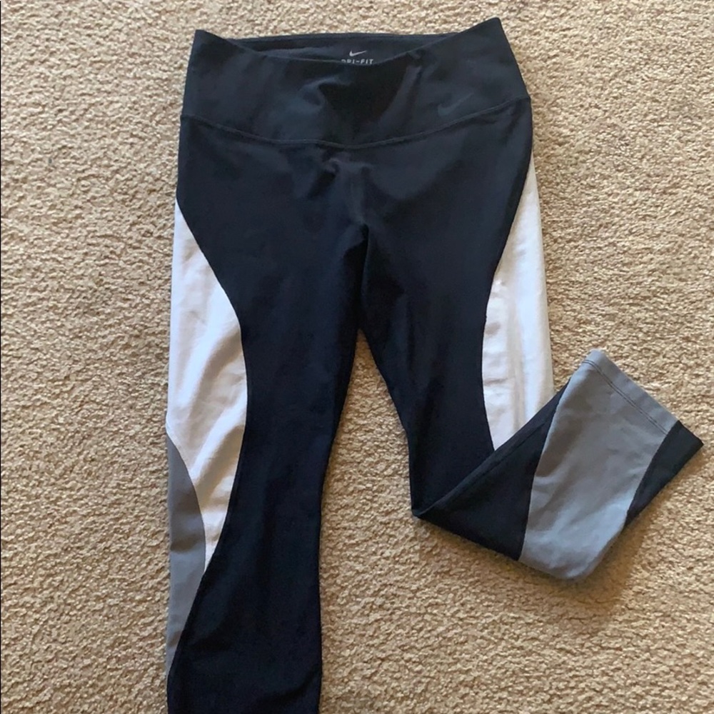 Nike Capri’s